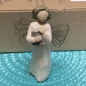 Willow Tree “Angel of Learning”.  Classic.5 1/2”
